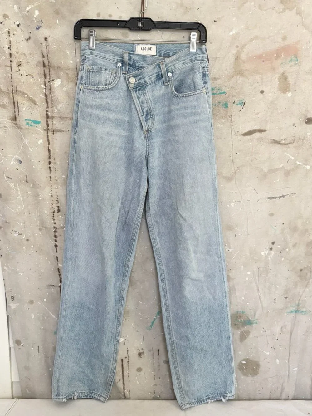 Agolde Criss Cross Upsized Jean in Suburbia - Picture 3 of 8